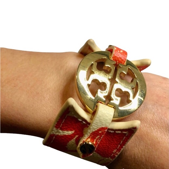 Tory Burch Jewelry - TORY BURCH Orang floral Reva Logo Leather Cuff Bracelet
